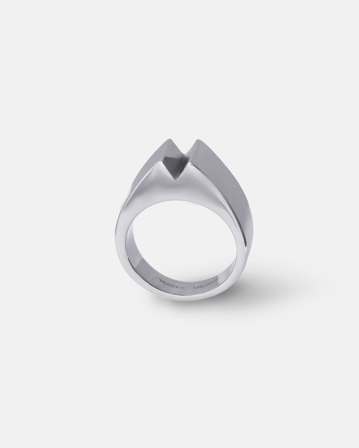 Core Tabi Ring