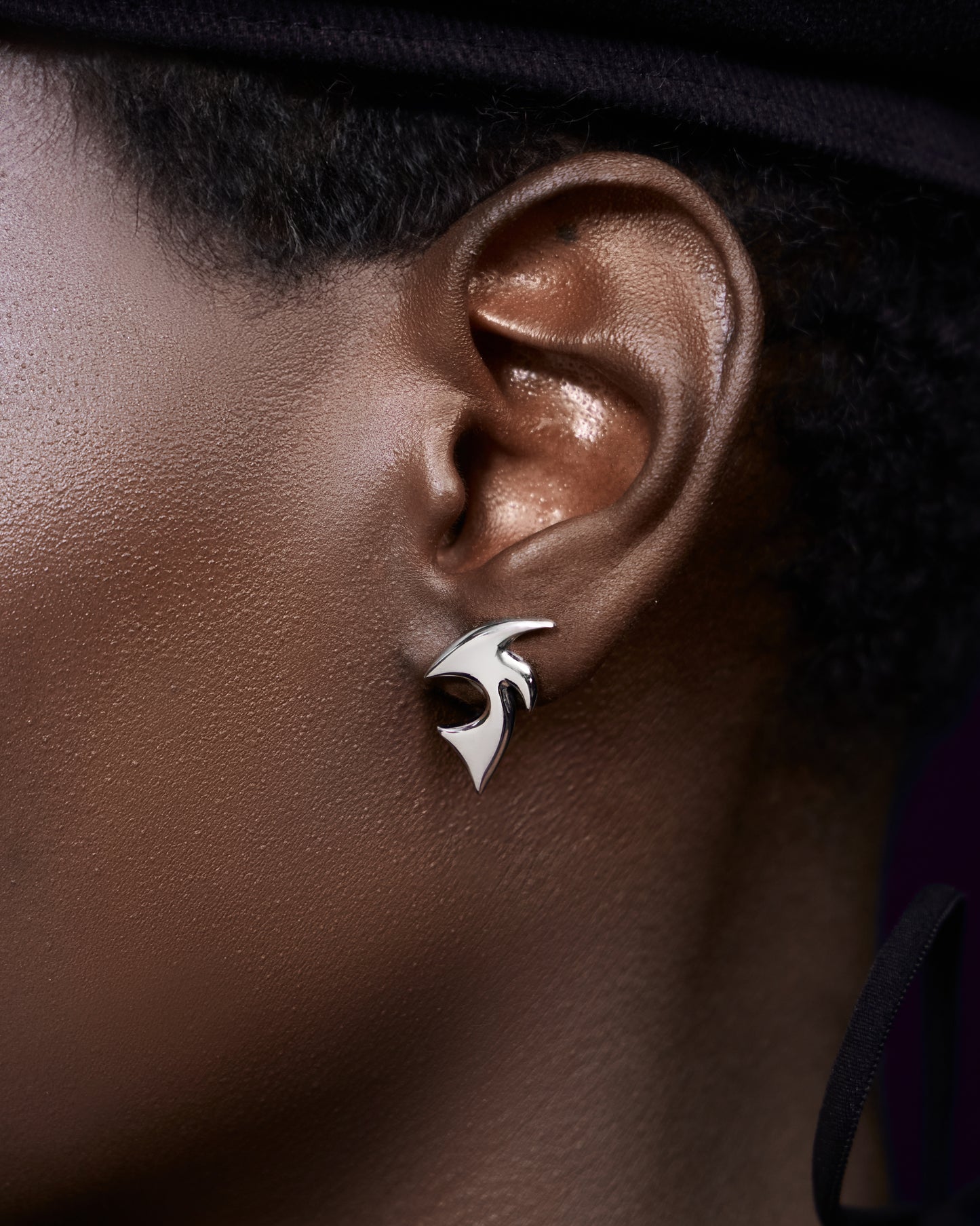 Core Earring 002